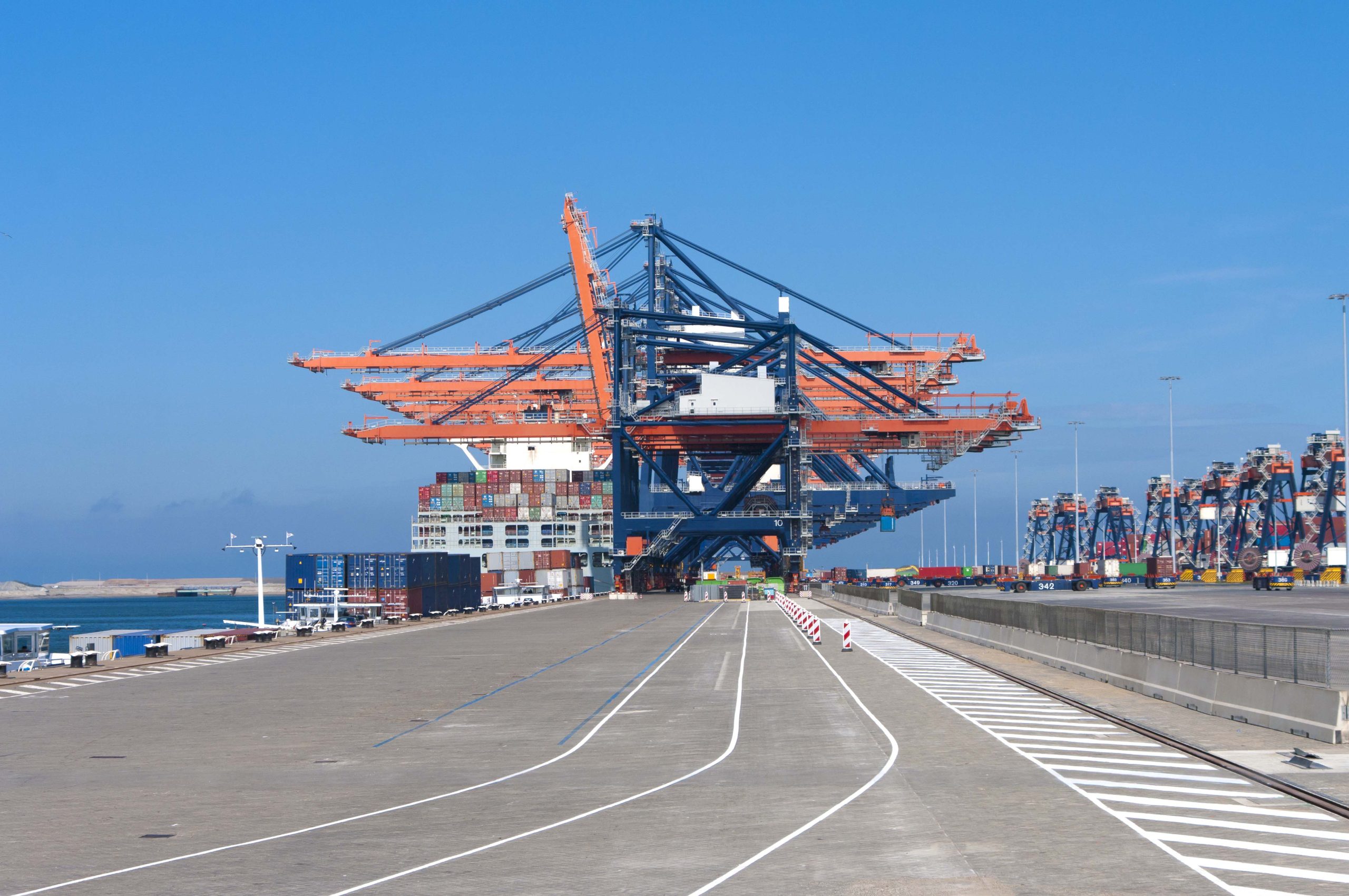 Rotterdam Container Terminal - ArcelorMittal
